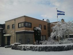 Huisartspraktijk Burggraaff in de sneeuw 6